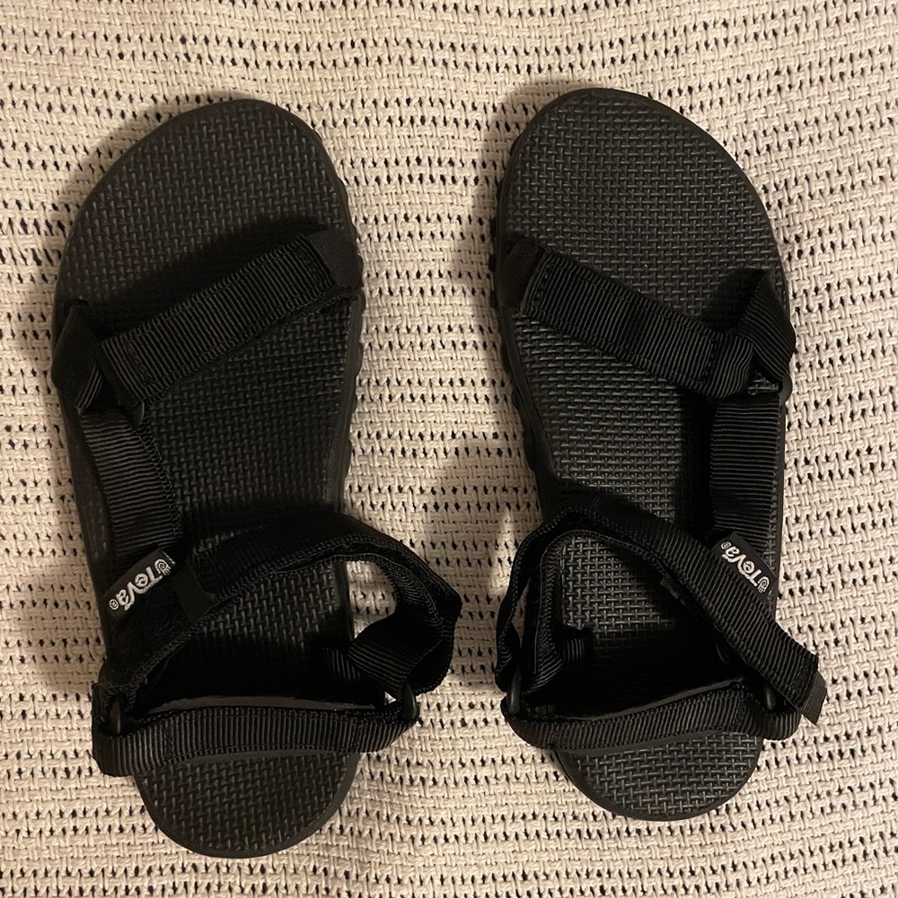 Teva Vintage Classic Sport Sandal - Size 7